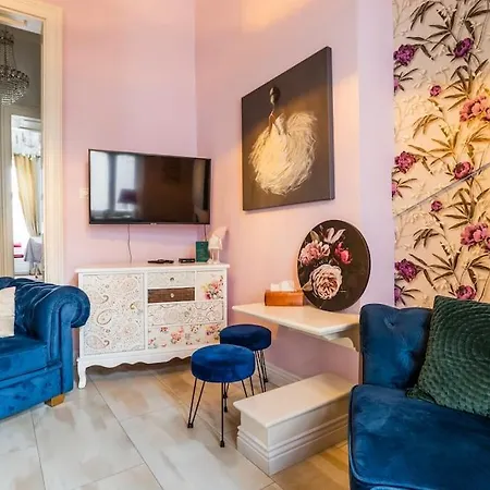 In A Luxury Designer Period In Old Town By Presidential Palace * Bratislava