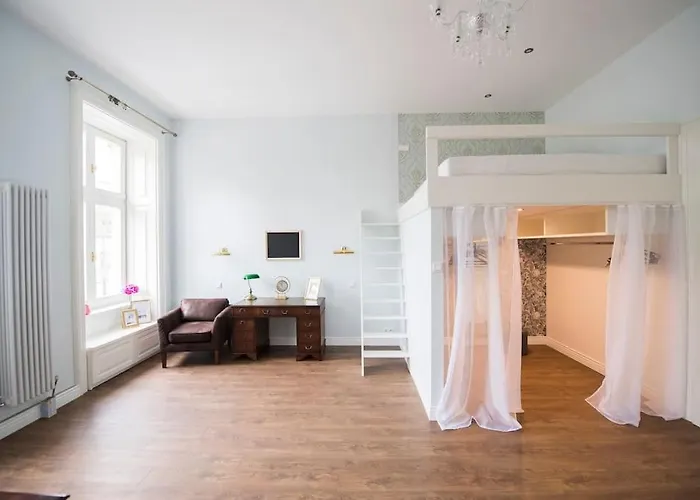 In A Luxury Designer Period In Old Town By Presidential Palace * Bratysława